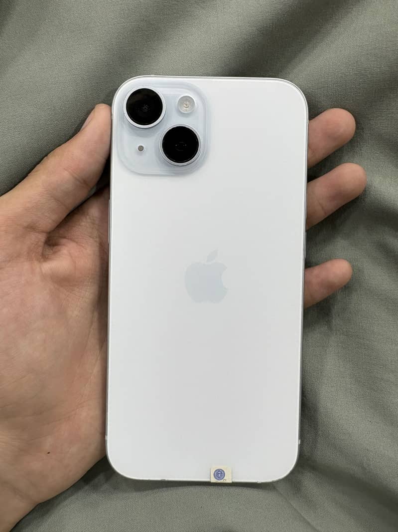 Apple iPhone 15 6