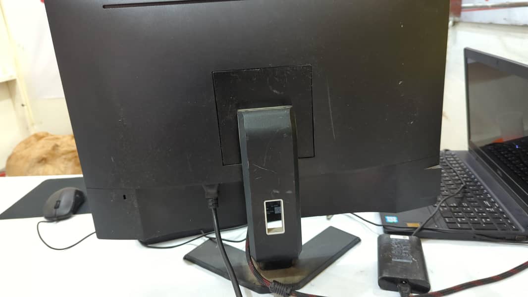 monitor 0