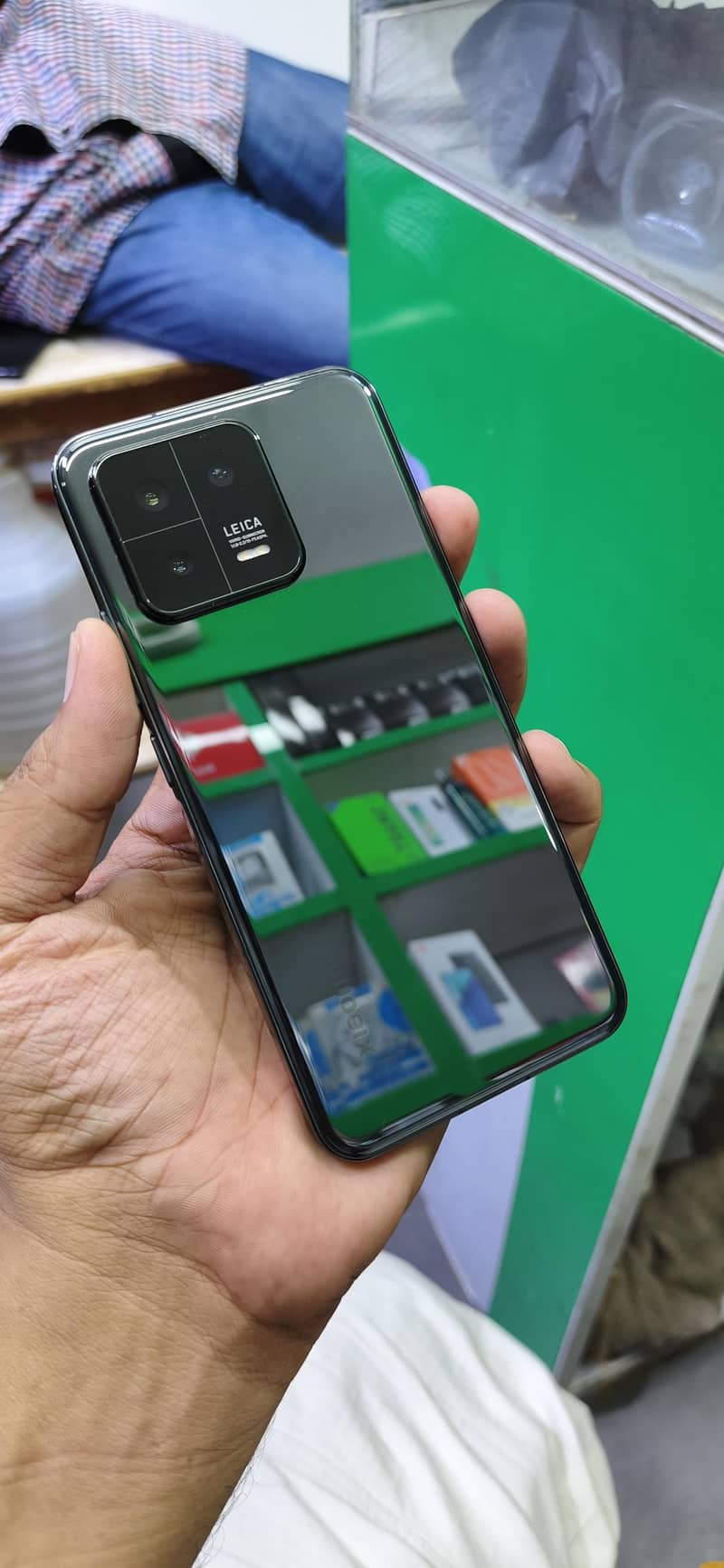 Xiaomi 13 global version 2