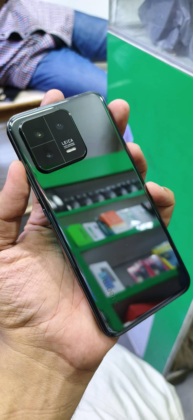 Xiaomi 13 global version 4
