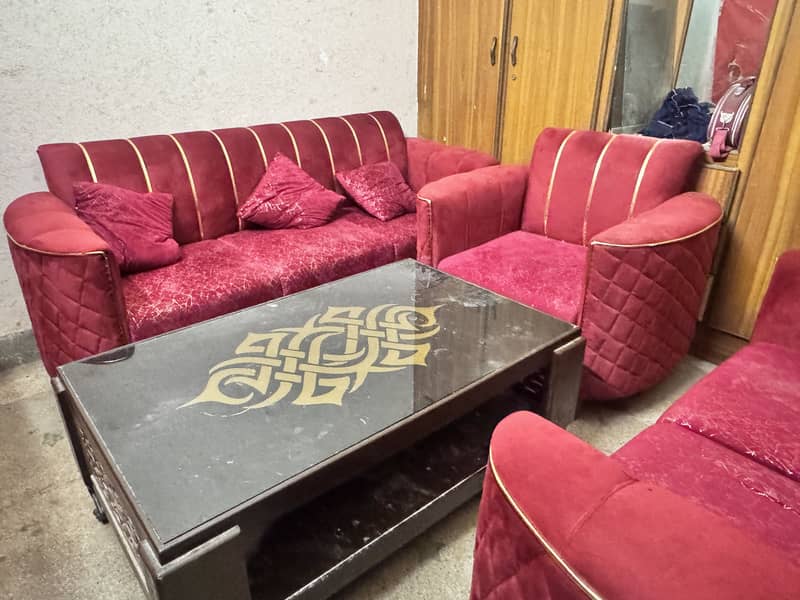Sofa set 0