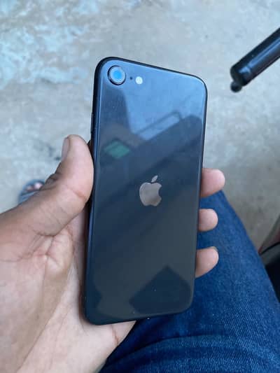Apple iPhone SE