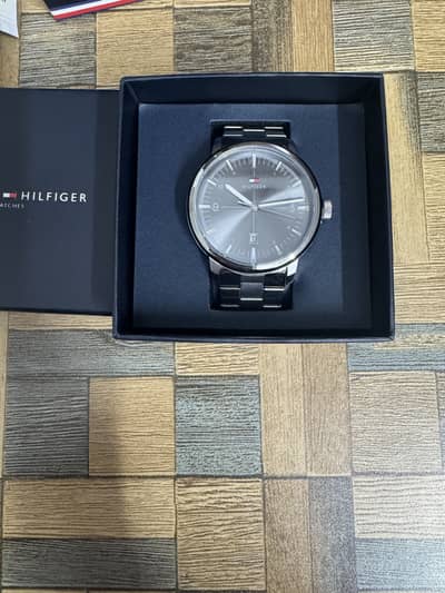 Tommy Hilfiger men watch  brand new *orignal*