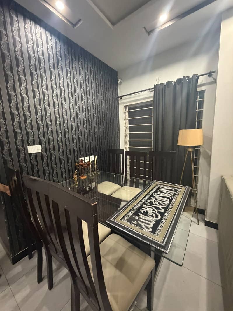 6 person dining table 0