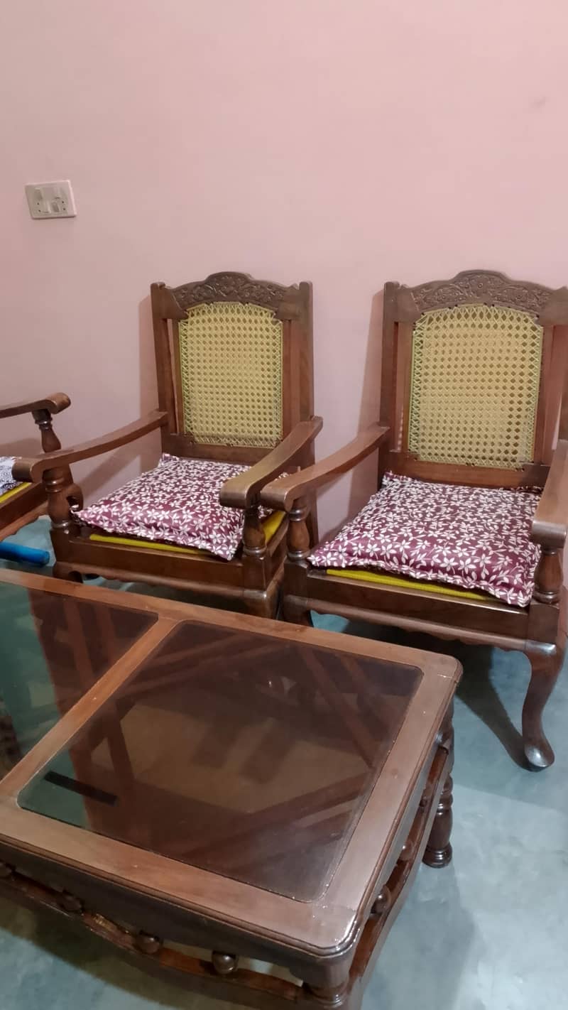 solid wodden- 4 chairs- Table mirror deisghn- oil polish 2