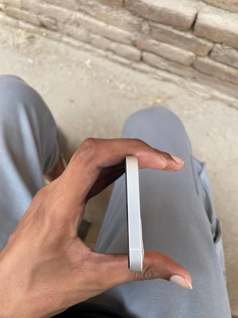 IPhone 12 5