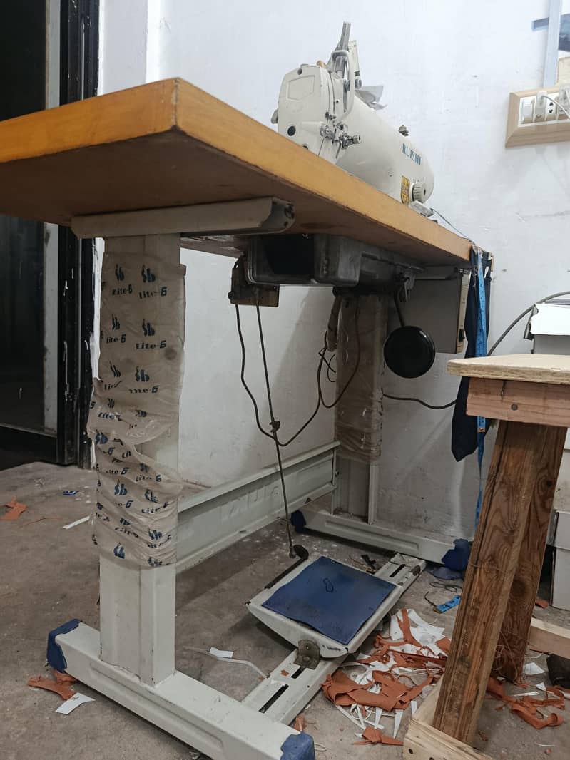 Auto sewing Machine 1