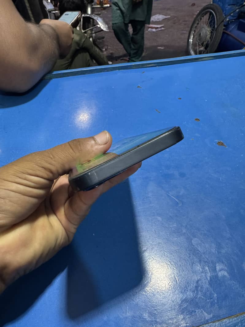Iphone 13 PTA 4