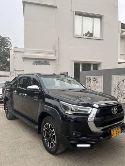 Toyota Hilux 2022 (Parking Sensor)