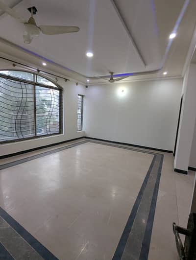 1 Kanal ( 60*90 ) Upper Portion Available For Rent G-15 Islamabad