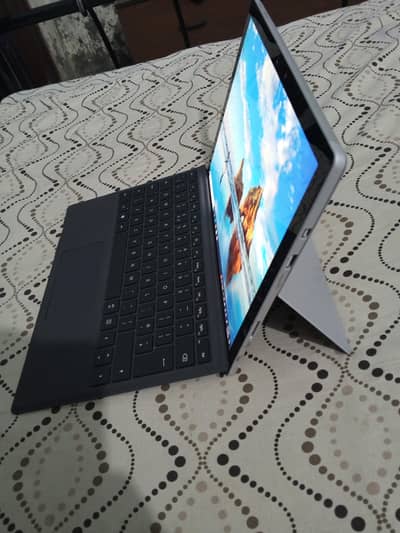 window surface pro 5 i7 7 gen 16gb . 512 SSD Samsung