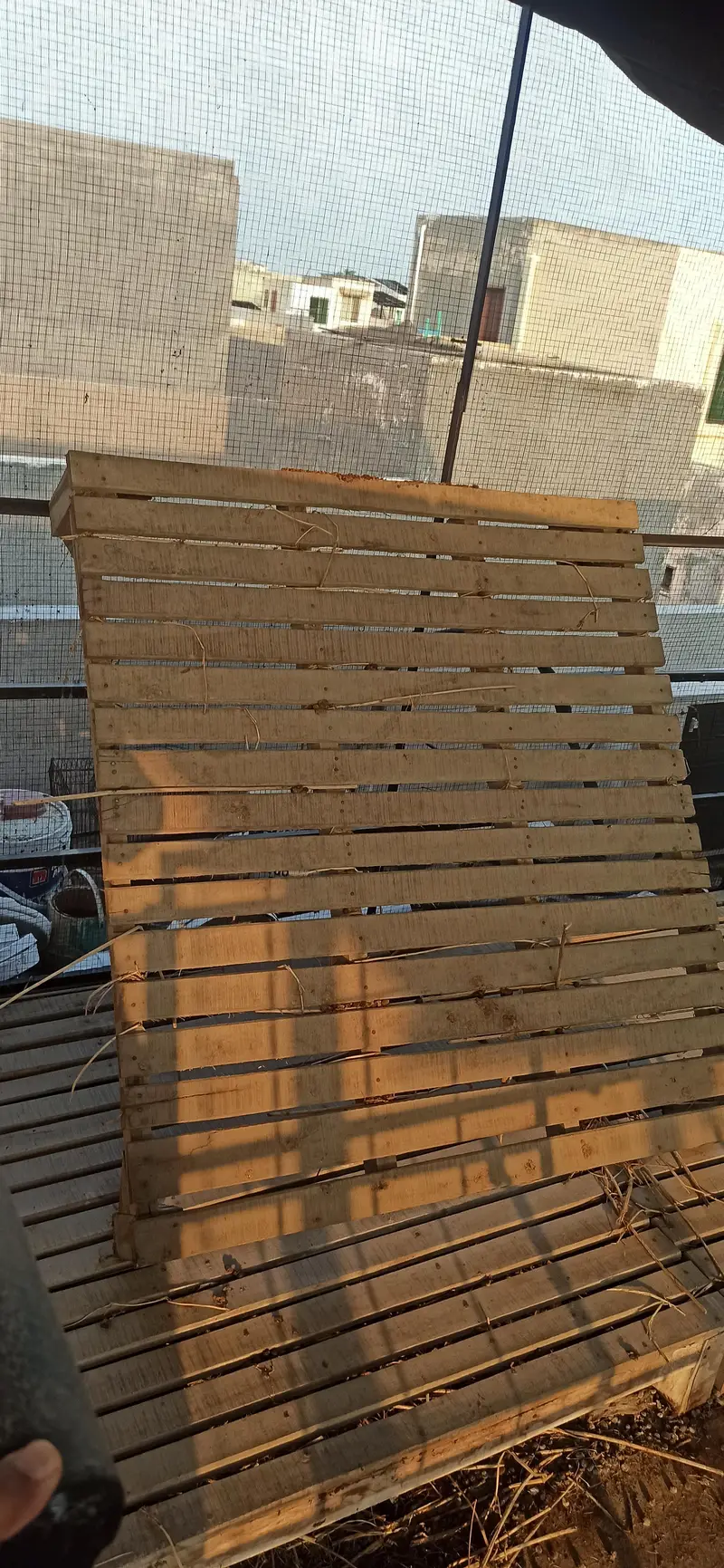 Pure Kikar Wood Pallet Floor best for Roof Top Goat Farming — photo 7