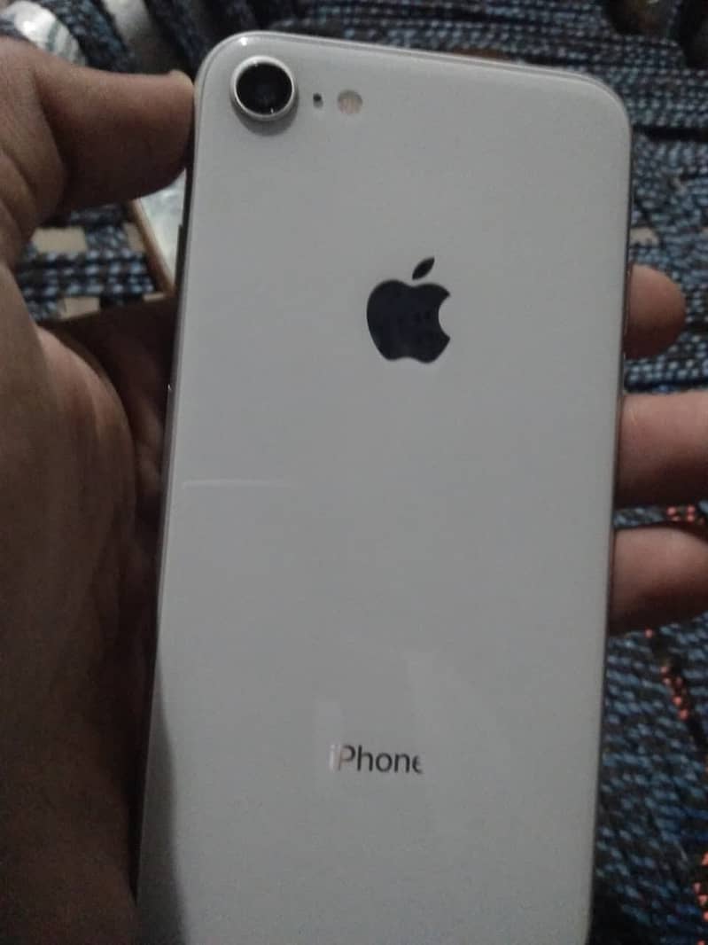 iPhone 8 2