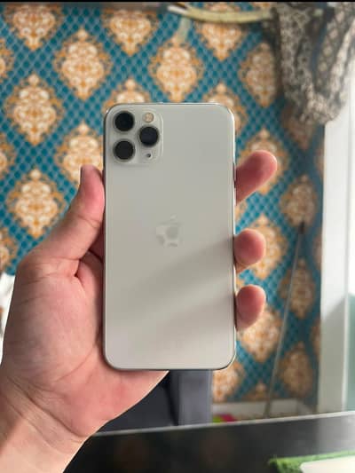 70k Apple iPhone 11 Pro 256
