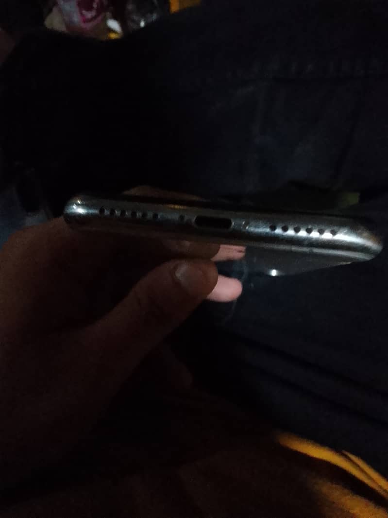 Apple iPhone X 2