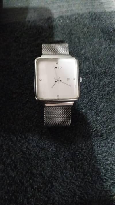 Stylish Men's Square Dial Metallic Mesh Watch - Used