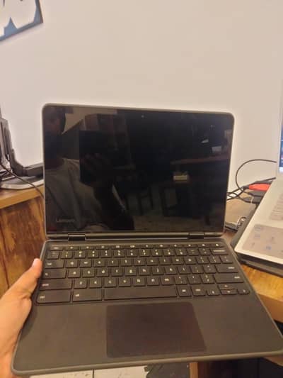 Lenovo Chromebook e300 Touch and 360 Rotatable