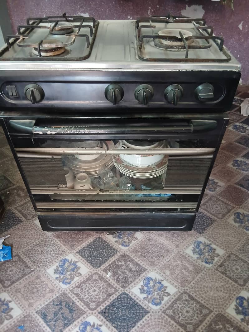 Oven. 0
