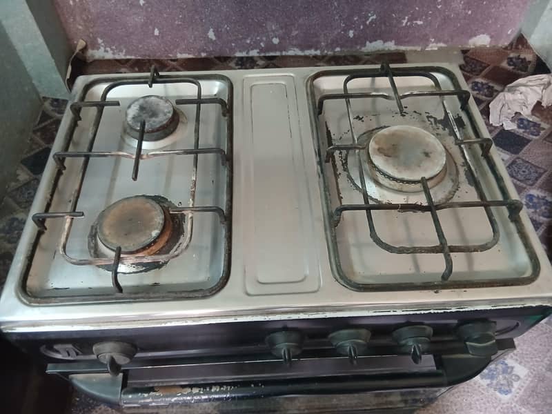 Oven. 1