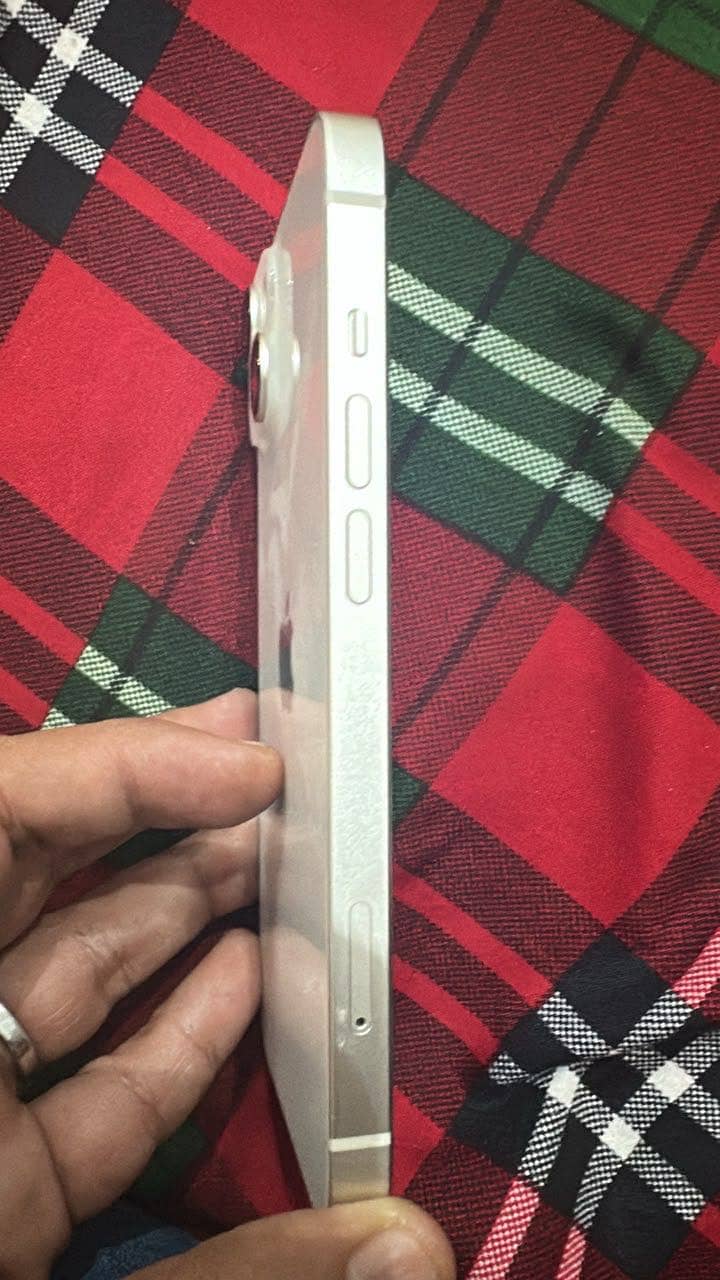 Apple iPhone 14 1