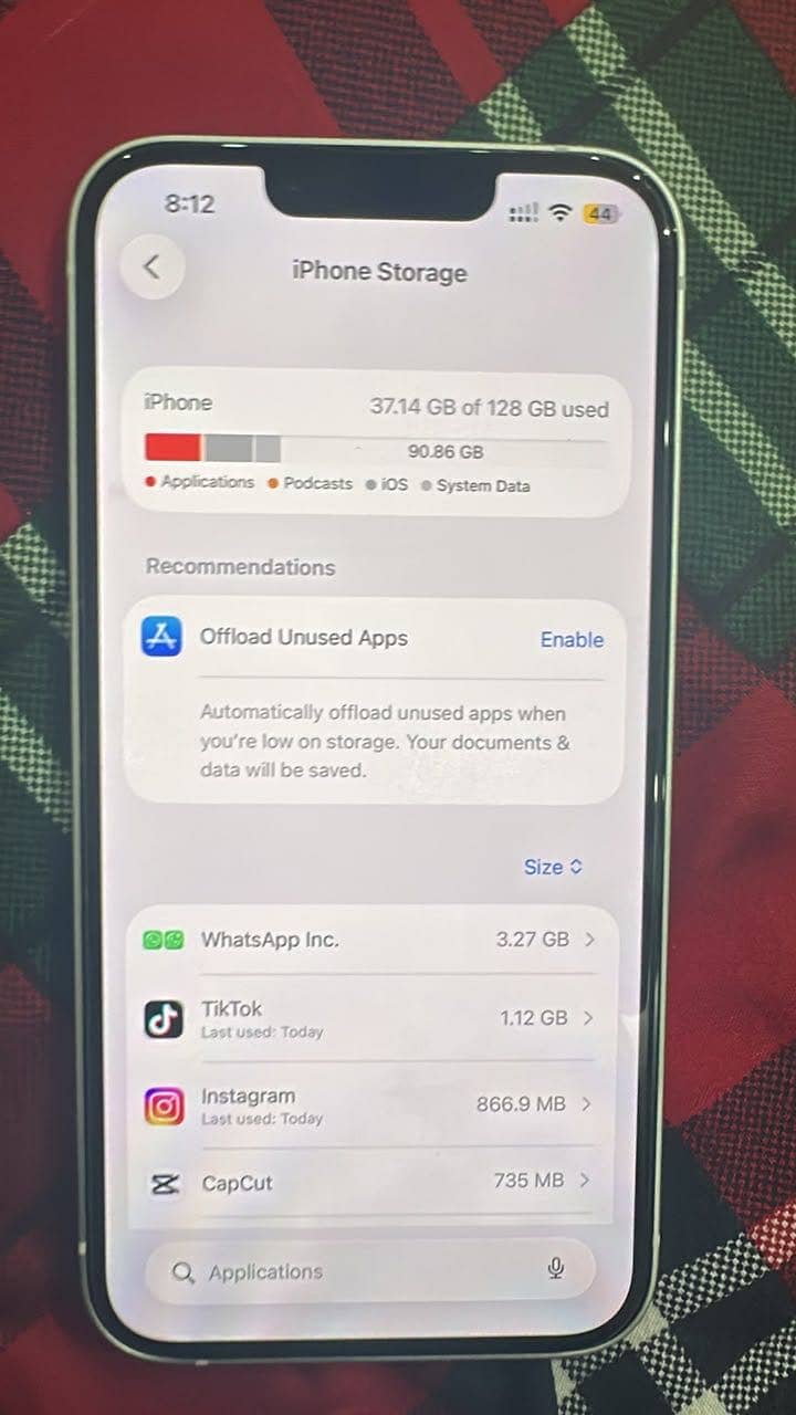 Apple iPhone 14 4