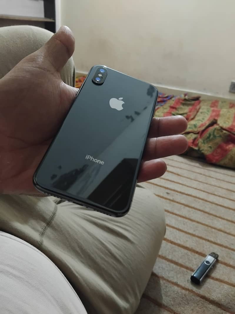 Apple iPhone X 0