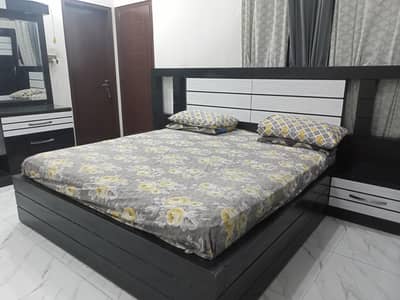 Bedroom set