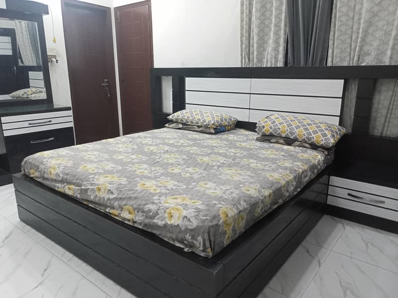 Bedroom set 0