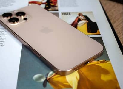 Apple iPhone 16 Pro Max jv