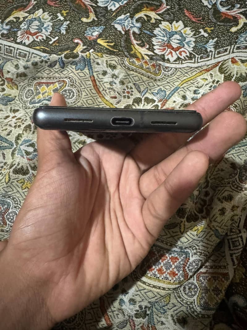 Google Pixel 7 3