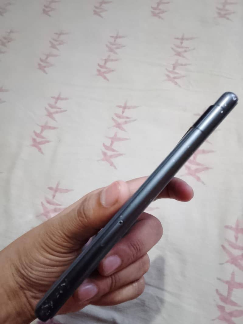 Google pixel 7a 3