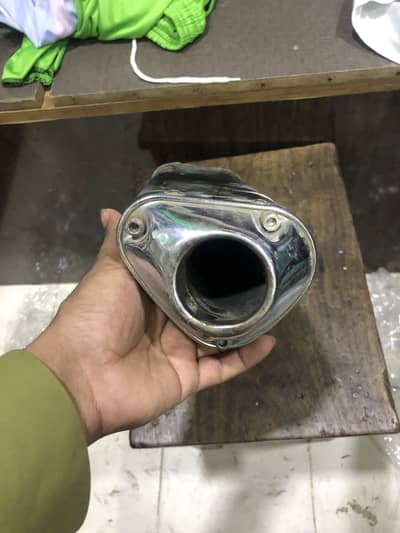 Bike costume silencer Yamaha ybr contact in WhatsApp 03137352074