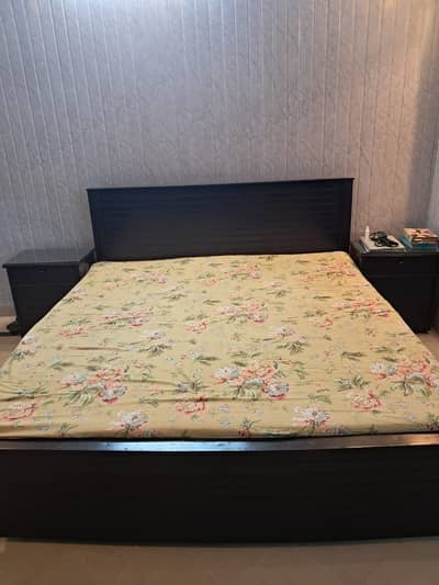 Complete Wooden Double Bed Set for Sale – Bed, Mattress, Side Tables,
