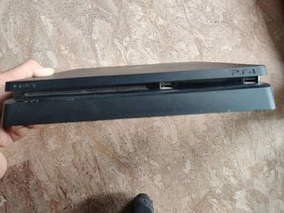 PS4 SLIM (NON JAIL BREAK) 1 TB