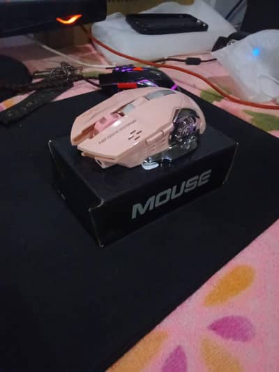 Brand New RGB gaming Mouse. Price less hojai gi! Bluetooth also.
