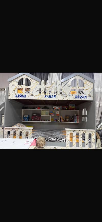 Kids double story bed