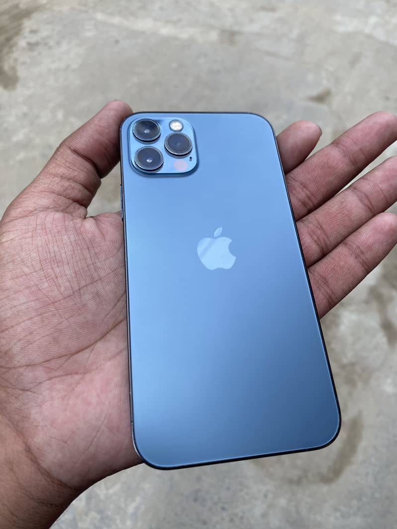 Apple iPhone 12 Pro 2
