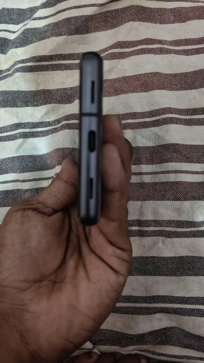 Google Pixel 7a 3