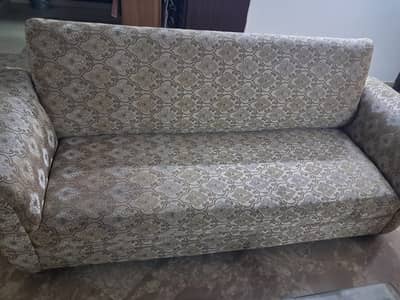 Elegant Dewan Style 7-Seater Sofa Set – Excellent Condition