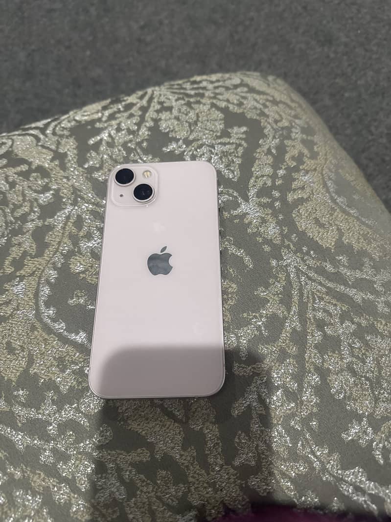 Apple iPhone 13 1