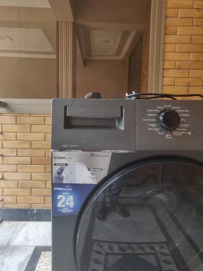 Dawlance (DWF 8200 X INV) Front Load Inverter Washing Machine