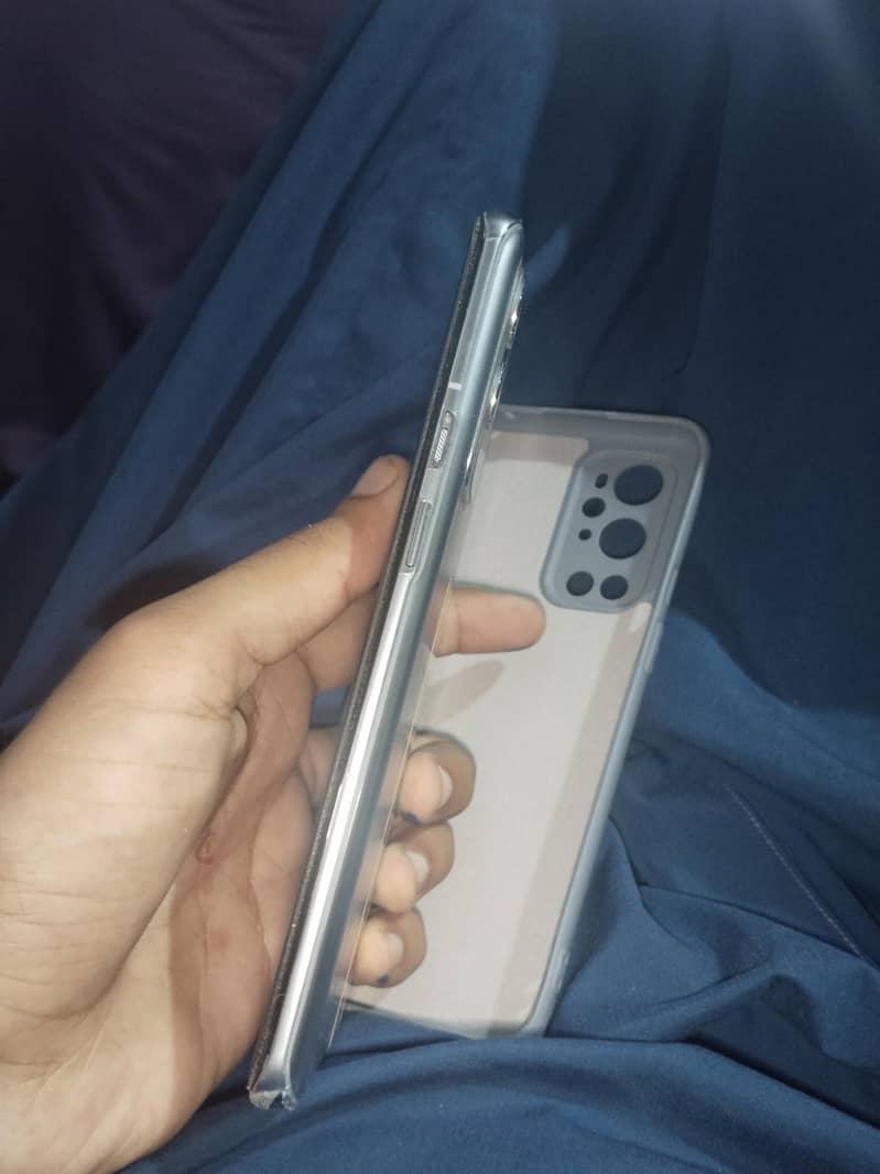 One Plus 9 Pro 0
