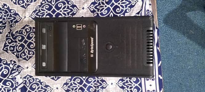 CPU, monitor, keyboard ,mouse ,speakers in good condition like new