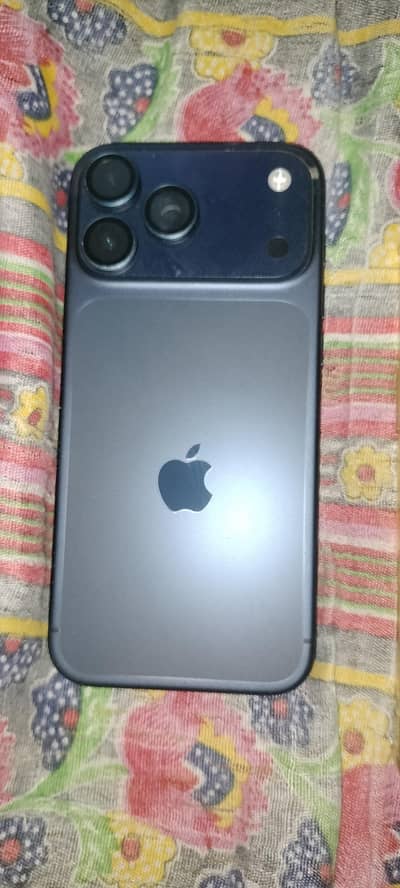 I'm selling my I phone 17 pro max all ok