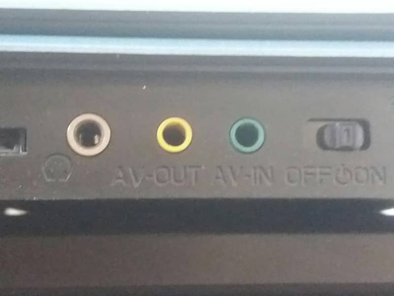 Dvd player 16