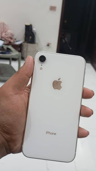 Apple iPhone XR