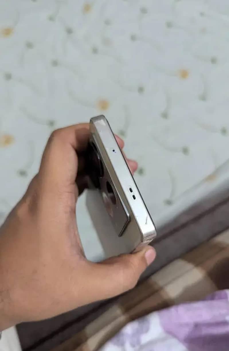 Infinix Note 40 6