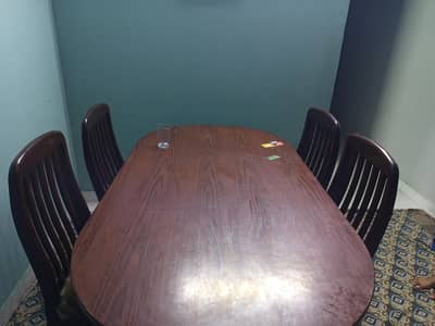 dinning with 4 chairs