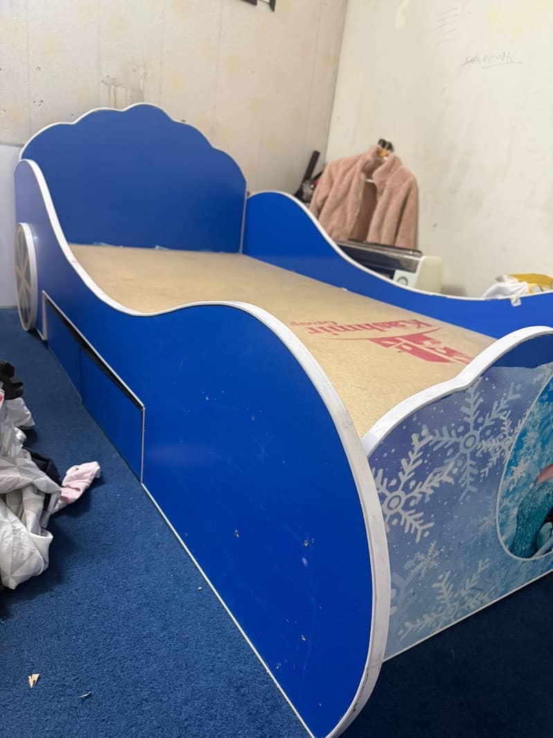 Frozen character single bed 2