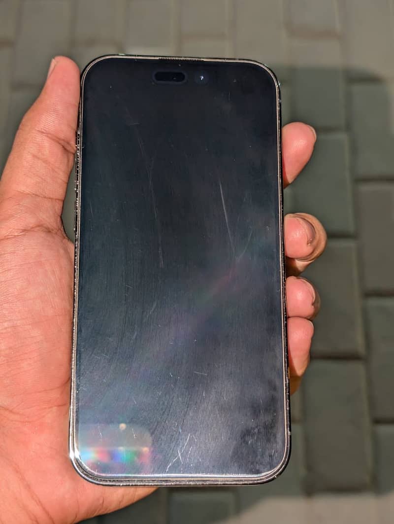 Apple iPhone 14 Pro 3